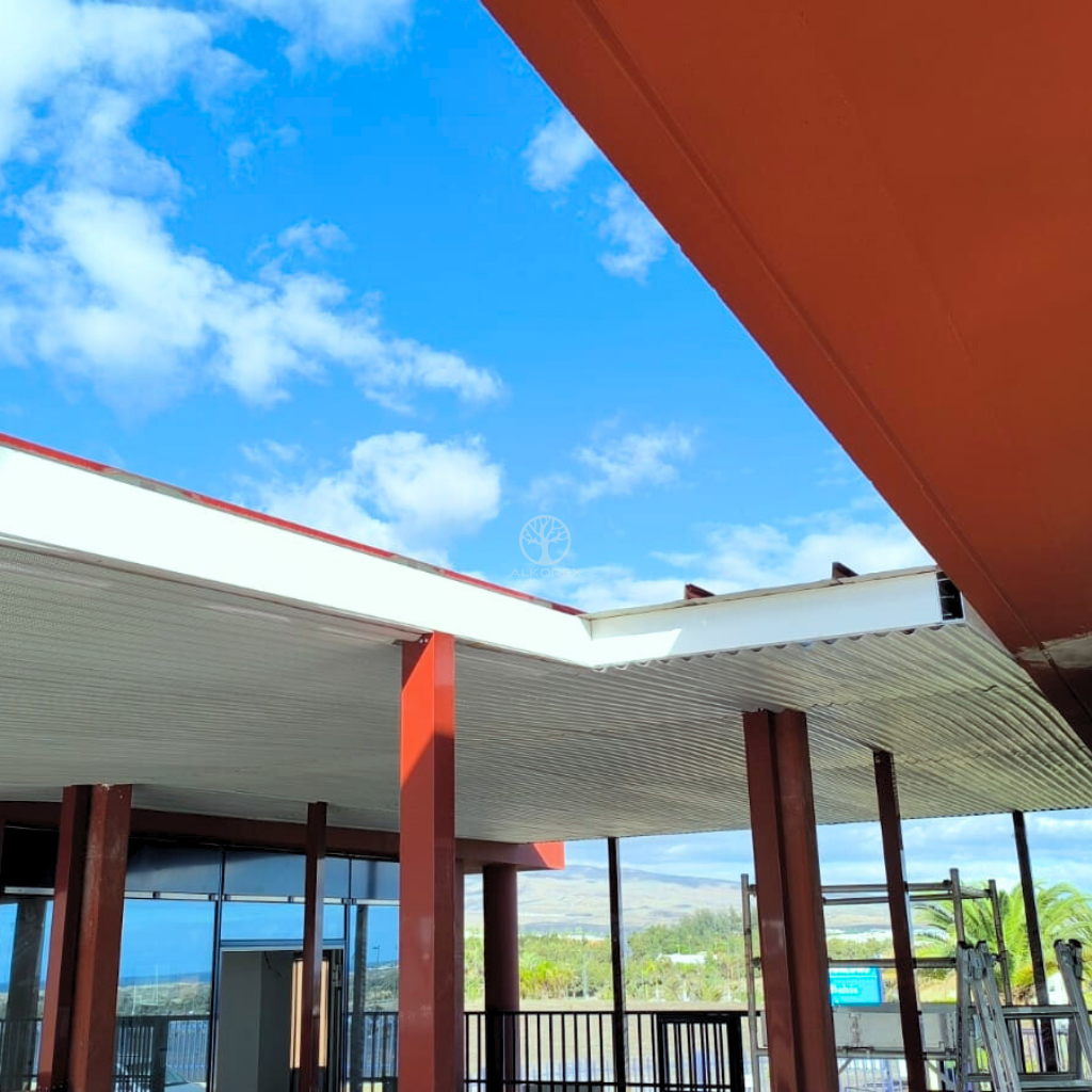 cubierta metálica para proyectos arquitectónicos