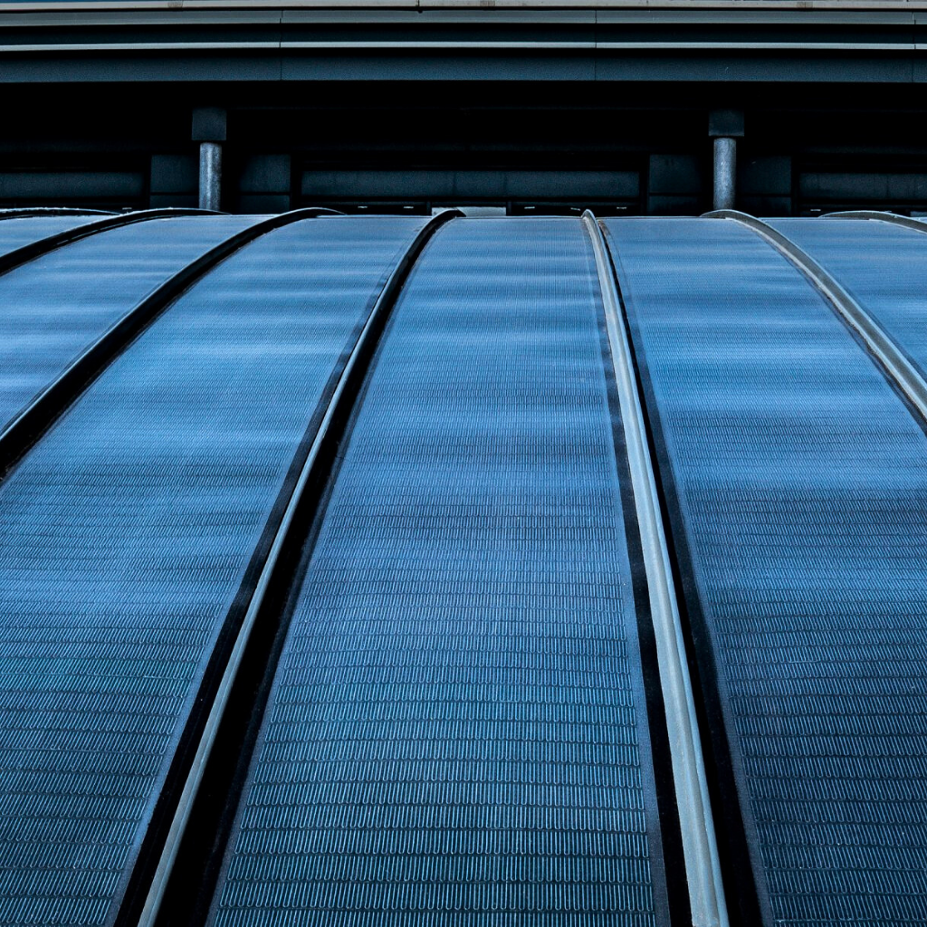 paneles solares ligeros