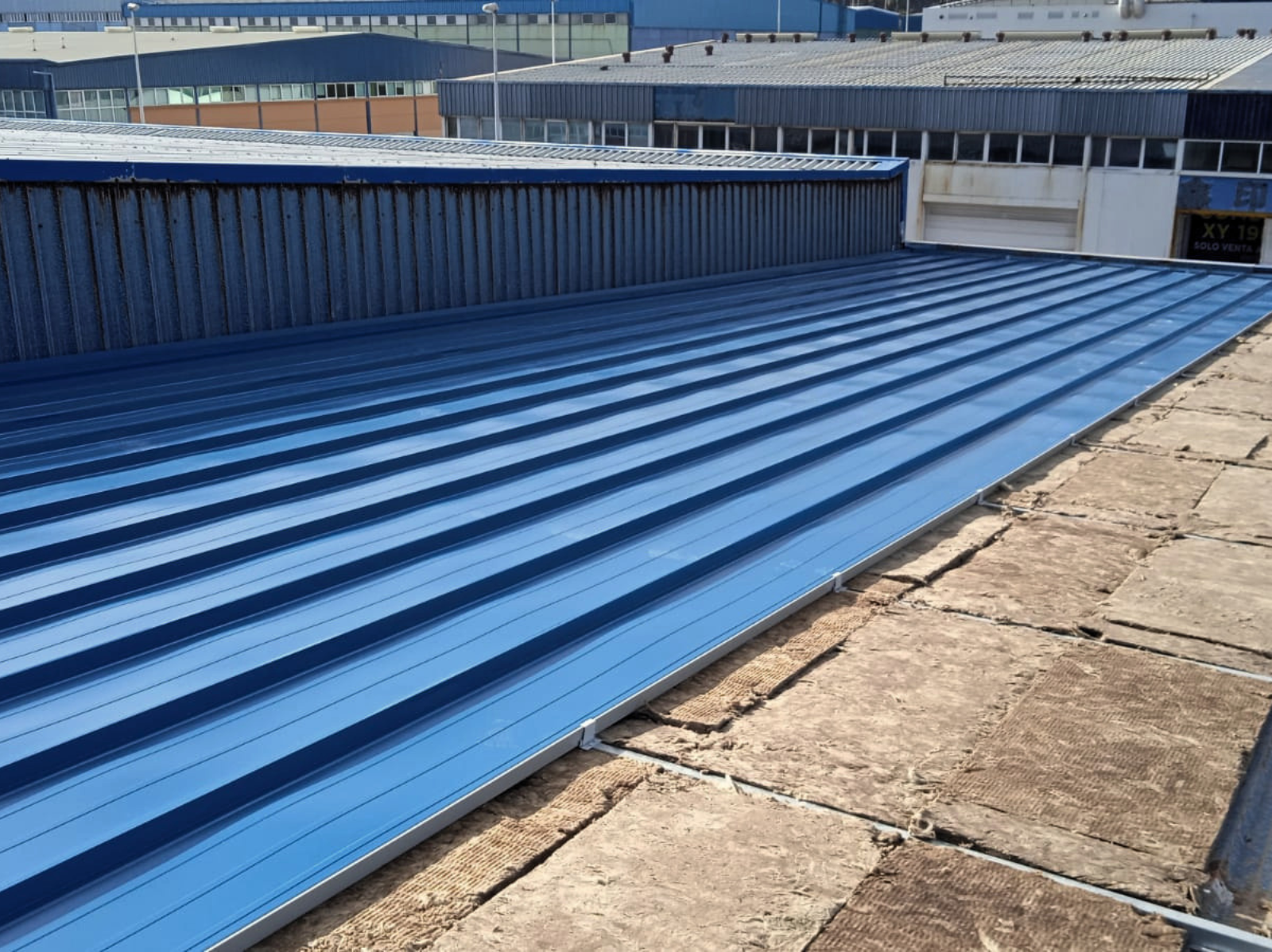rehabilitacion-cubierta-metalica-junta-alzada-alkorex